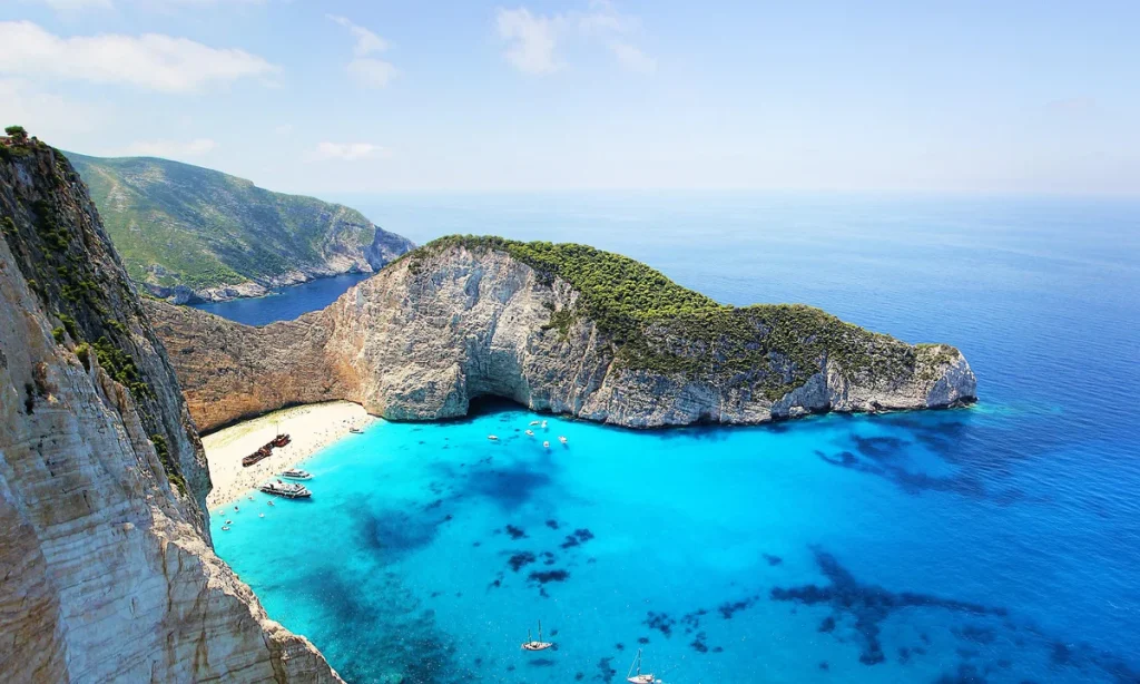 Pantai di Yunani